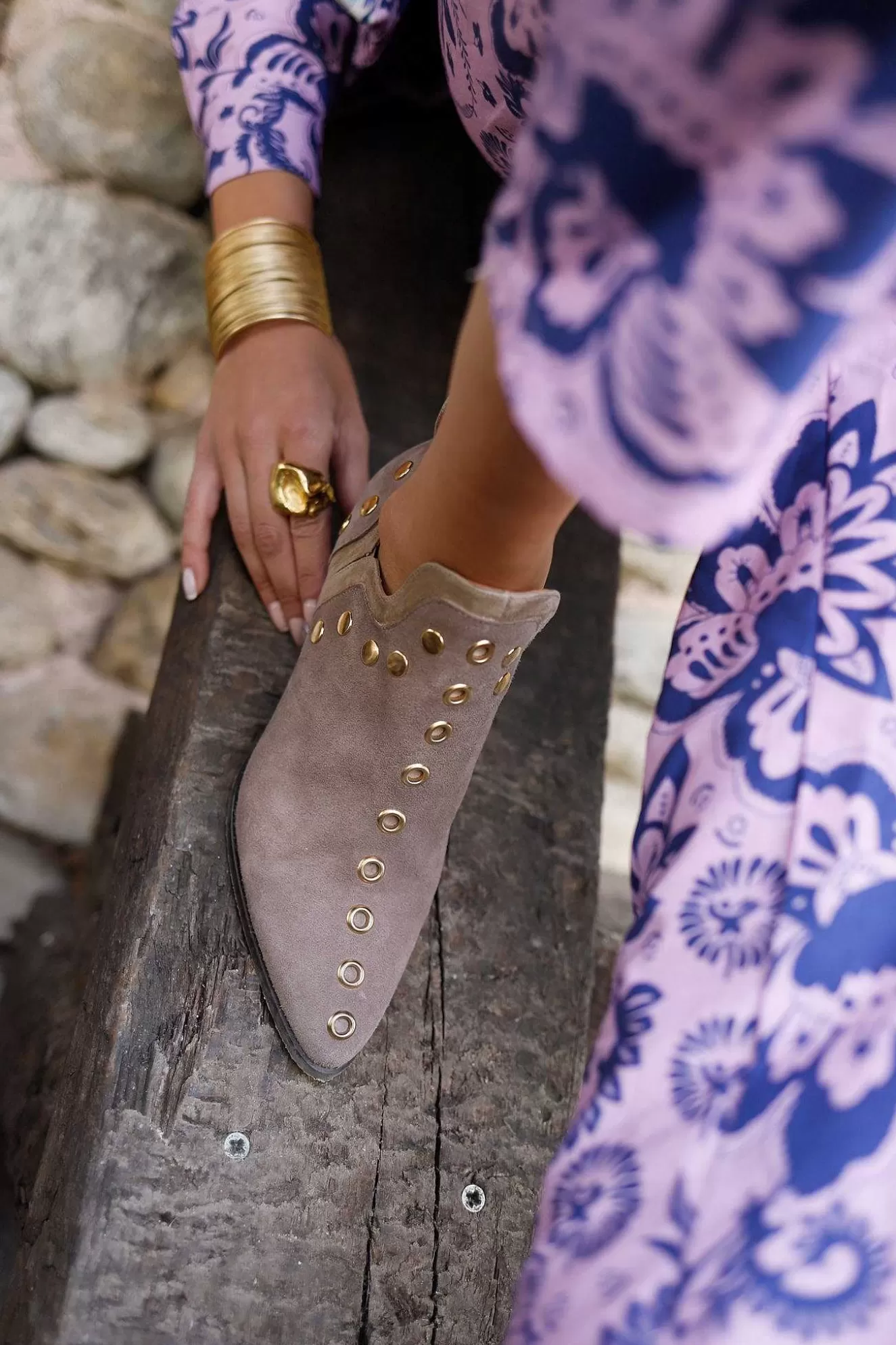 Mujer MICUIR Punky Boots Ante Beige Con Tacón Tachas Oro 7Cm